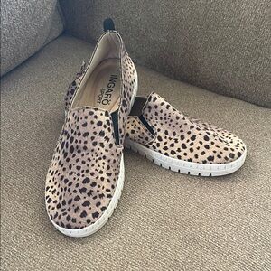 Ingaro Sport Leopard Print Women's Slip-On Sneakers